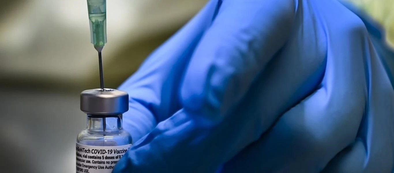 «Συνταγματικός ο διαχωρισμός εμβολιασμένων και μη - Δεν θα εργάζονται όσοι δεν εμβολιαστούν» λέει ο Κ.Χρυσόγονος